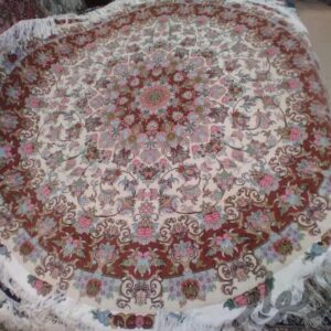 فرش دستباف اصفهان گرد